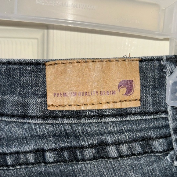 🪻3/$30 Trendy y2k style shorts!🪻 - Picture 3 of 7